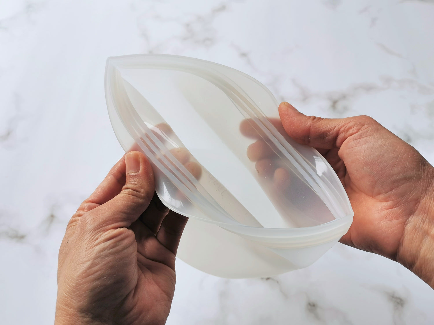 Leak-proof seal for silicone food bags