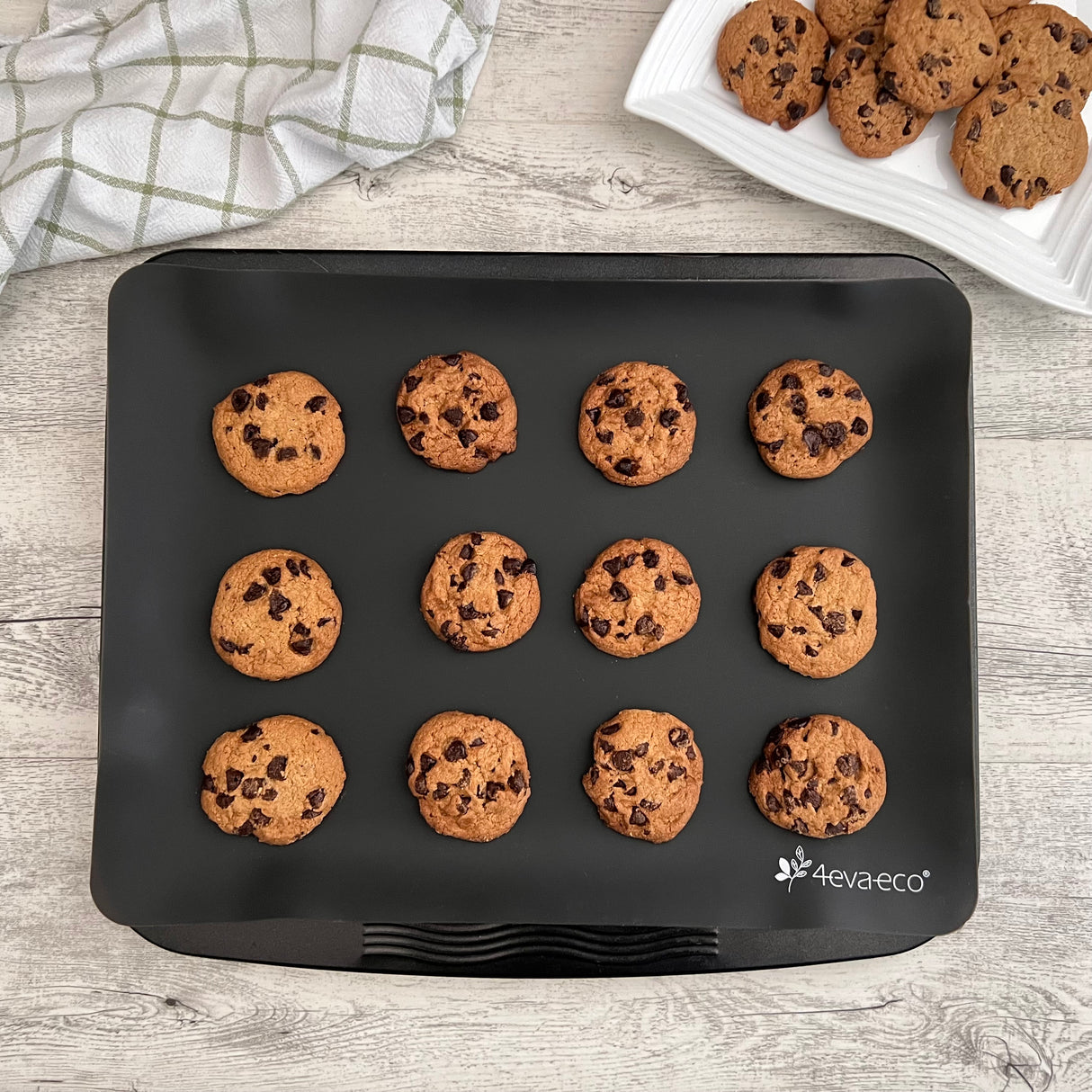 Reusable Silicone Baking Mats (Set of 2)