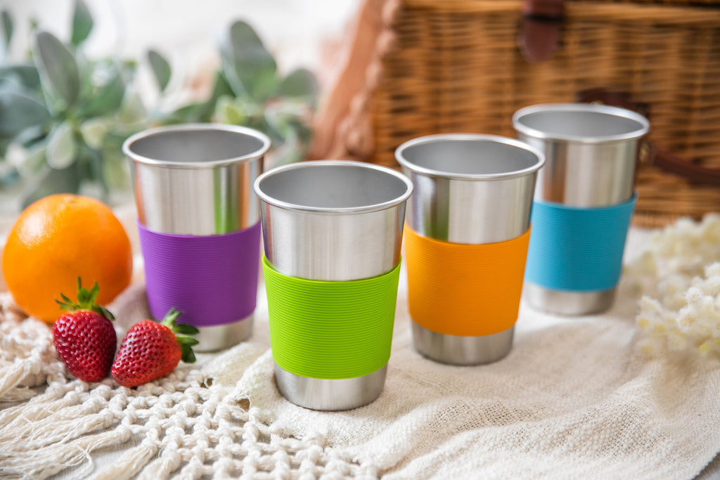Assorted colour cups, great for picnic