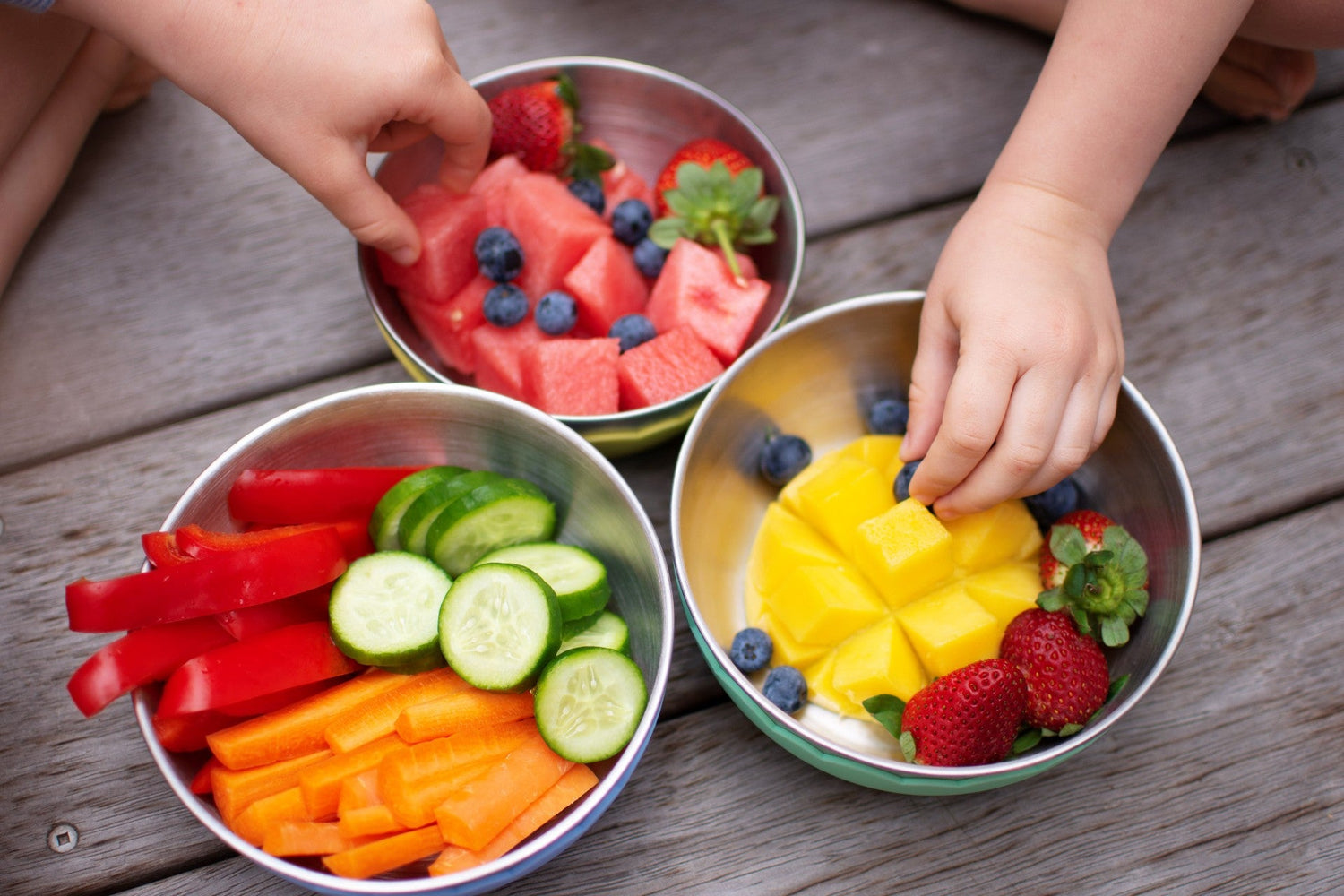 Pastel Mini Bowl 4pcs (2 x stainless steel bowls, 2 x silicone bowls) - Factory seconds