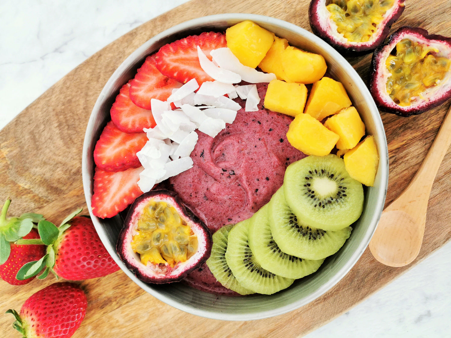 Pastel Salad Bowl 4pcs (2 x stainless steel bowls, 2 x silicone bowls) - Factory seconds